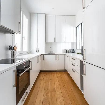 Apartment Luxury Living Champs Elysees